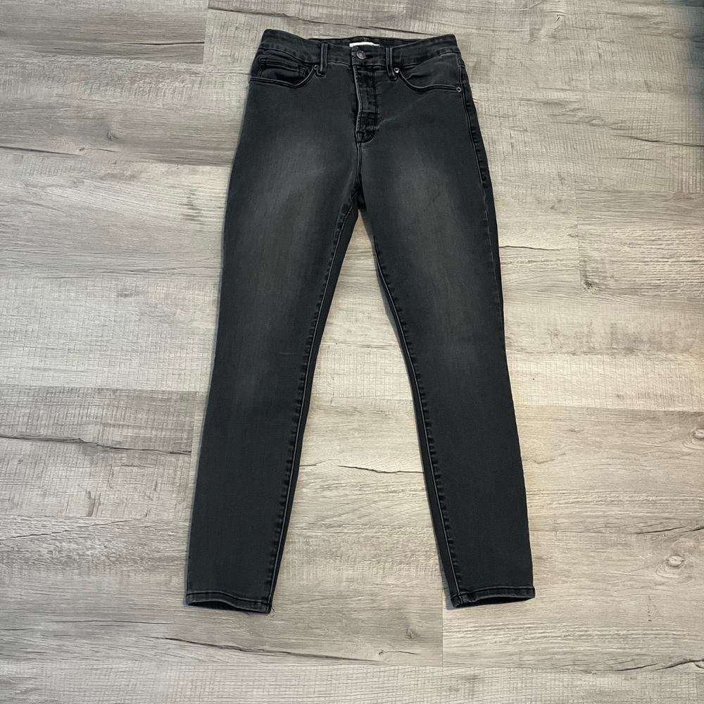 Good American Gray Skinny Jeans. Size 6/28